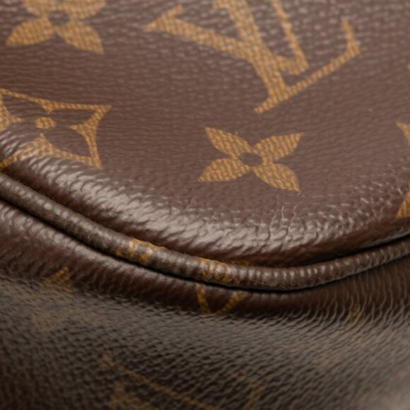 LOUIS VUITTON Authentic Brown Monogram Leather Shoulder Bag - Picture 4 of 10